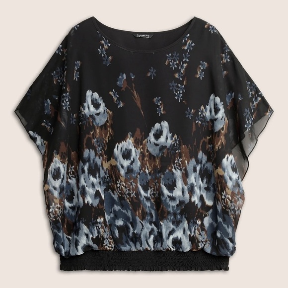 BloomChic Plus Size Pixel Flower Shirred Batwing Sleeve Blouse - Picture 6 of 8